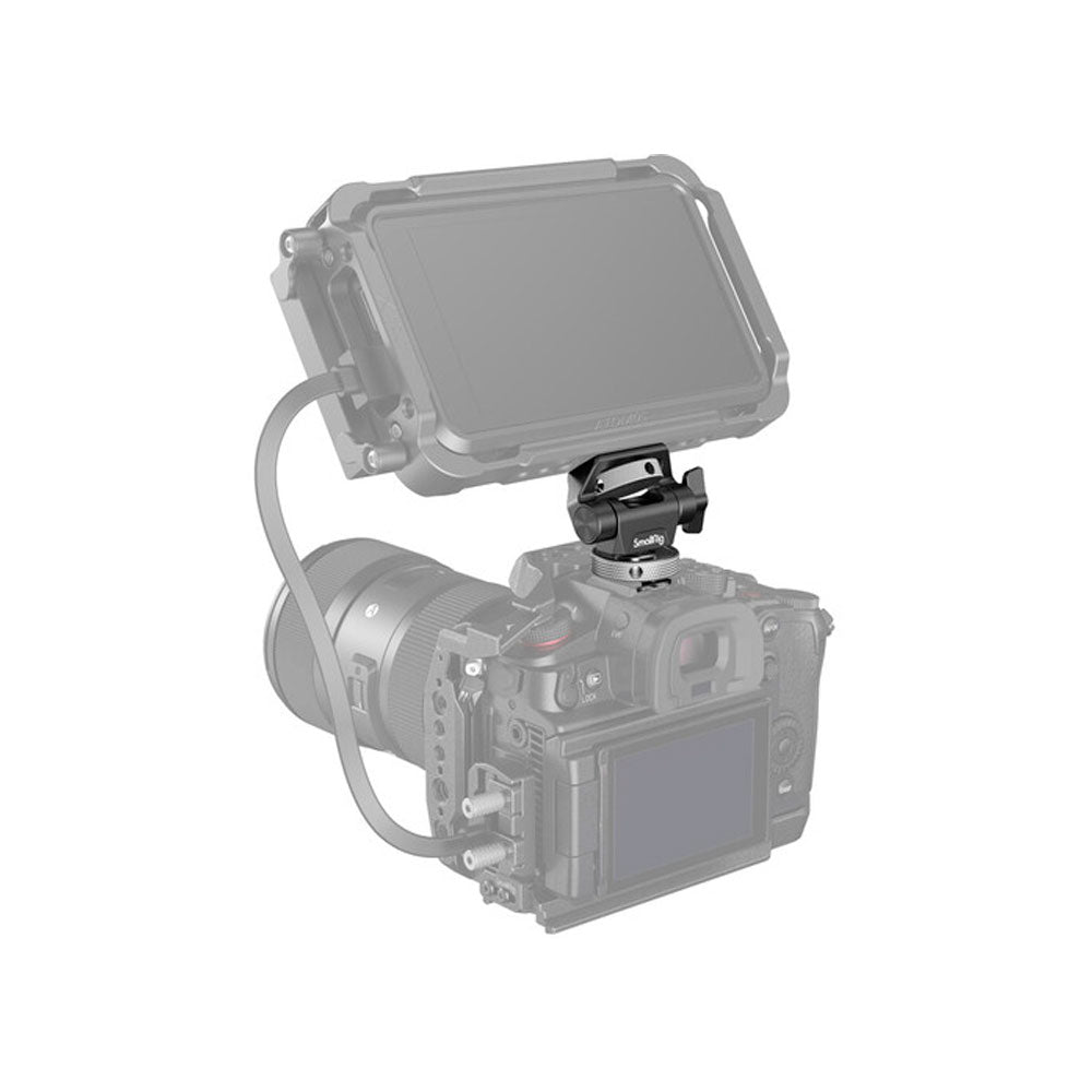 Soporte ajustable SmallRig para monitor con giro e inclinación y montaje de zapata