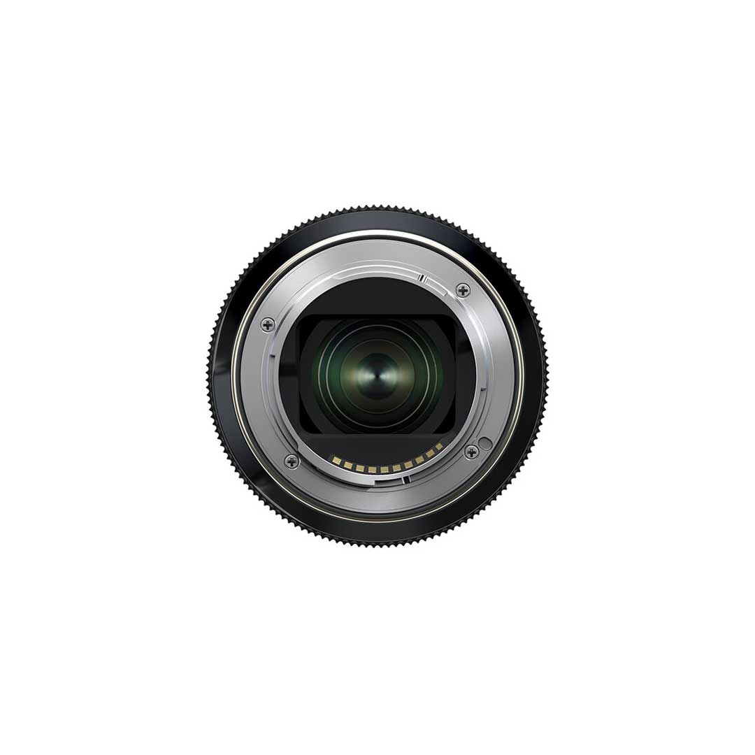 Lente Tamron 17-50mm f/4 Di III VXD (Montura Sony E)