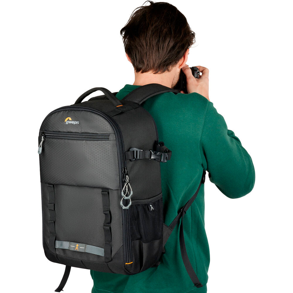 Mochila para Cámaras Lowepro Adventura BP 300 III (Negro)